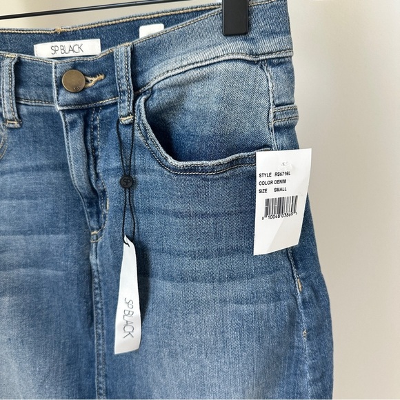 SP Black Label Casual Pencil Mini Denim Skirt with Frayed Edge Size Small - Picture 7 of 14